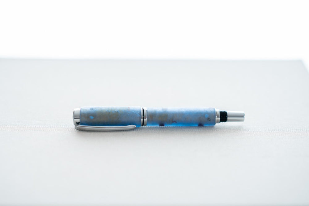 
                      
                        Fountain Pen Jiang
                      
                    